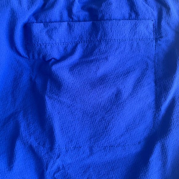 GAP fit Hiking Shorts in Becca Blue Size Small - Picture 3 of 6